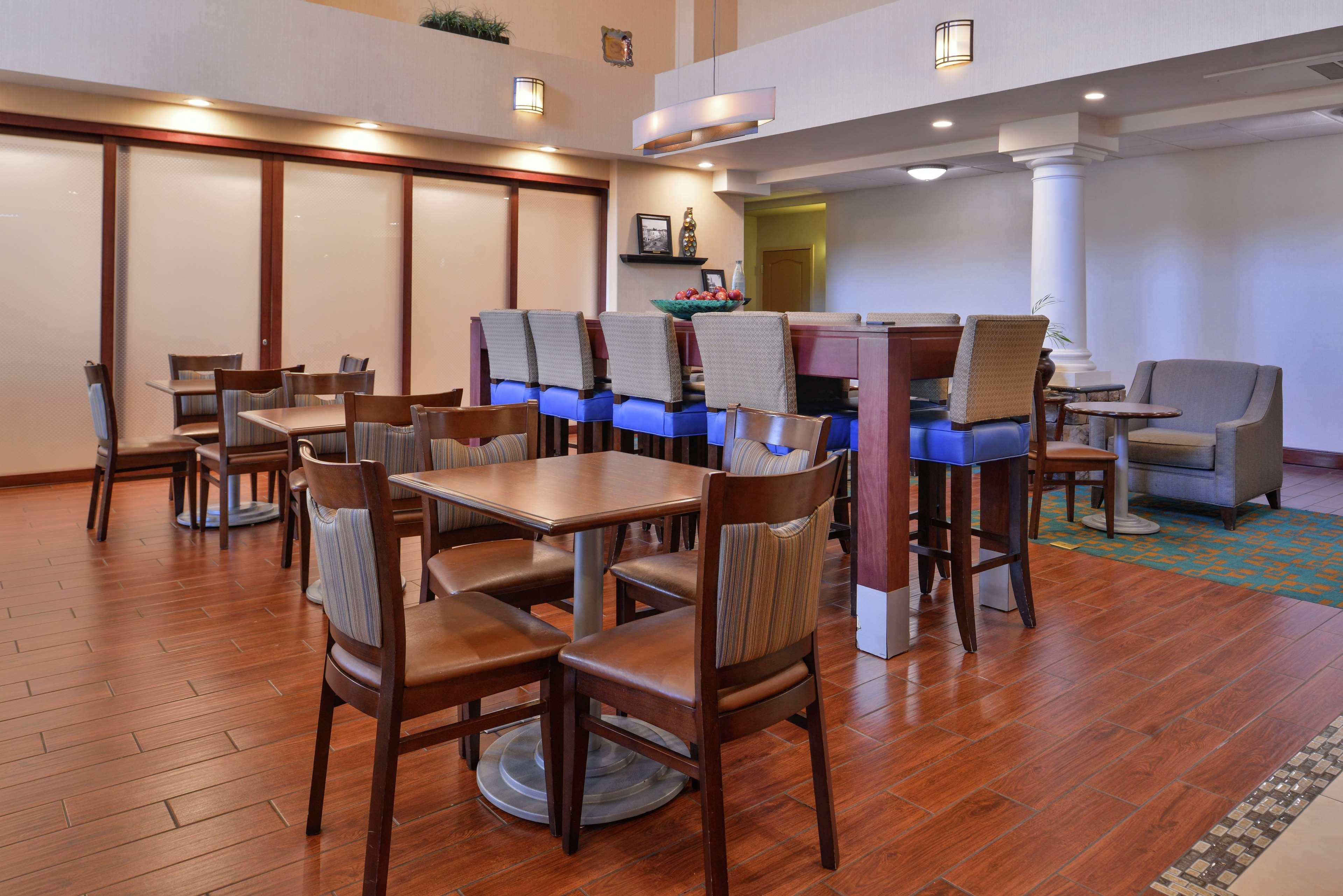 Hotel Hampton & Woodland-sacramento Area 3*